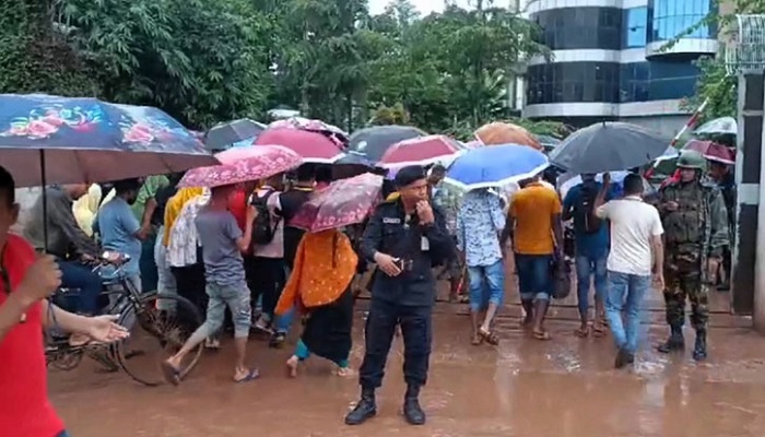 সাভার-আশুলিয়ার অধিকাংশ কারখানা খুলেছে, এখনো বন্ধ ৪৯টি